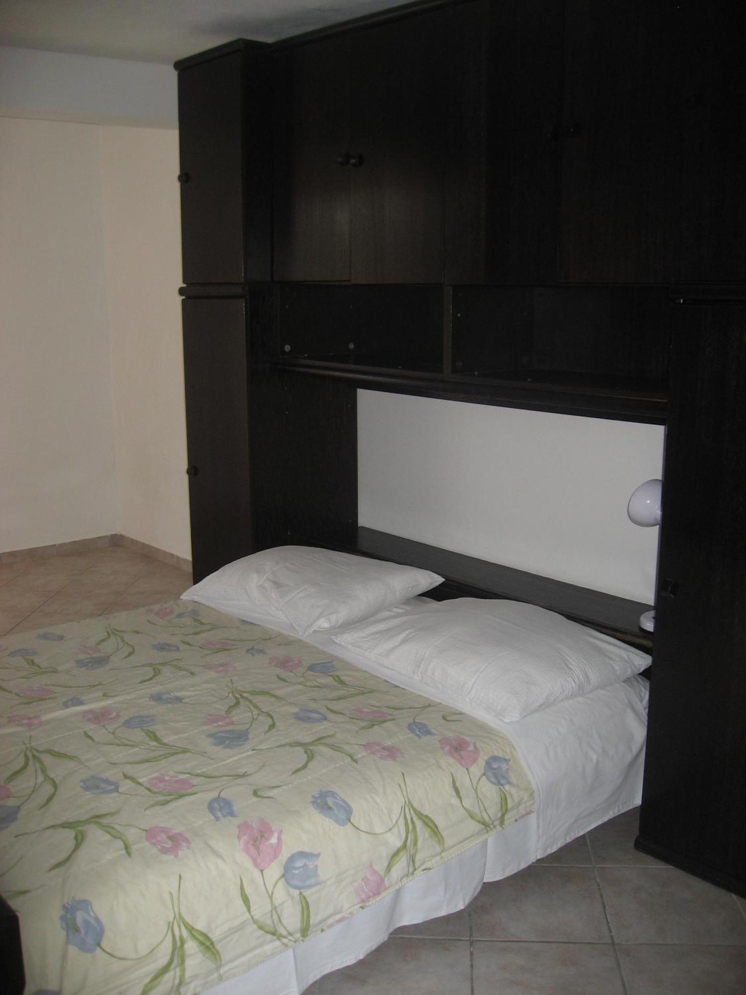 Apartments Selez Mandre Luaran gambar