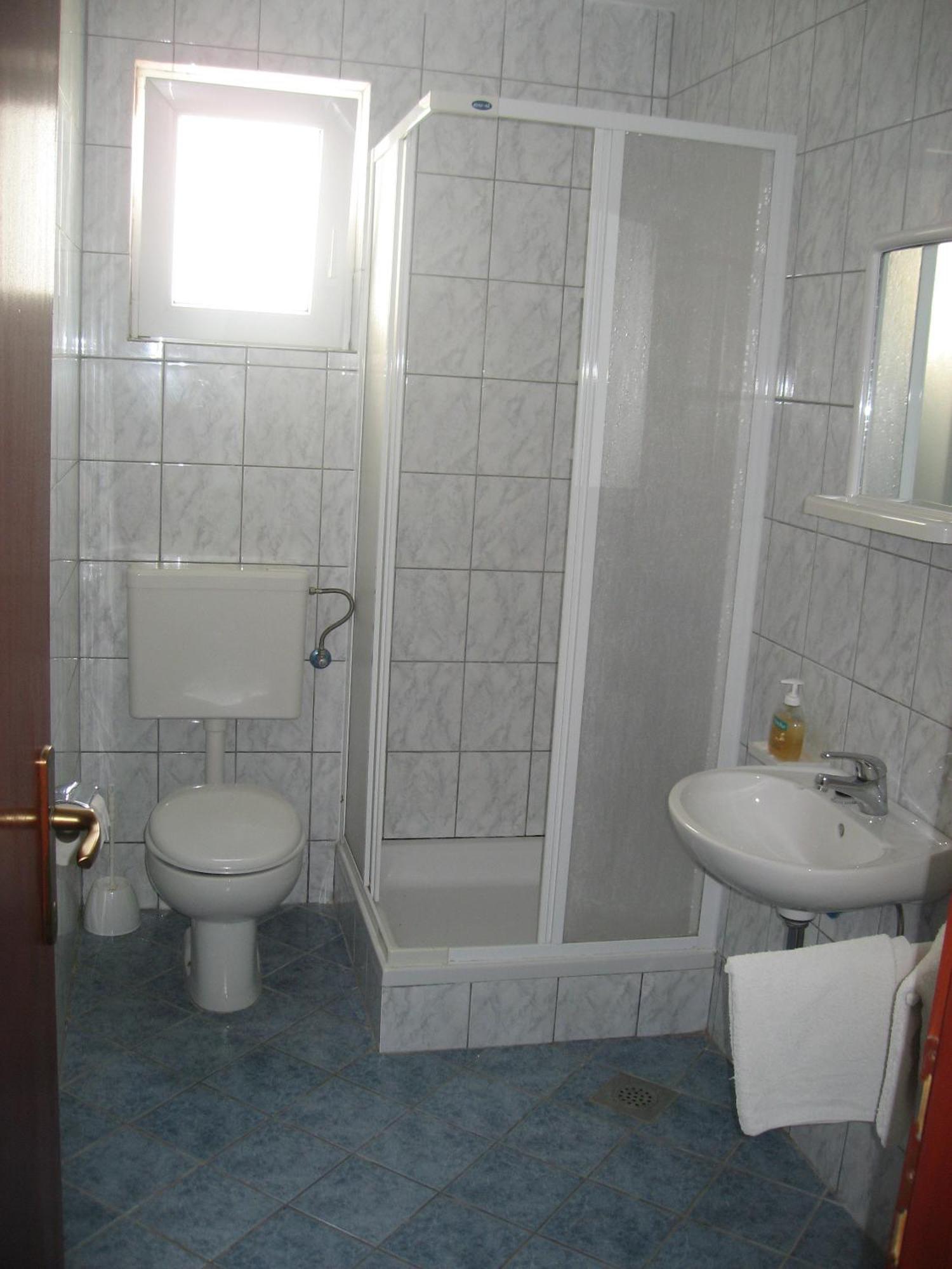 Apartments Selez Mandre Luaran gambar